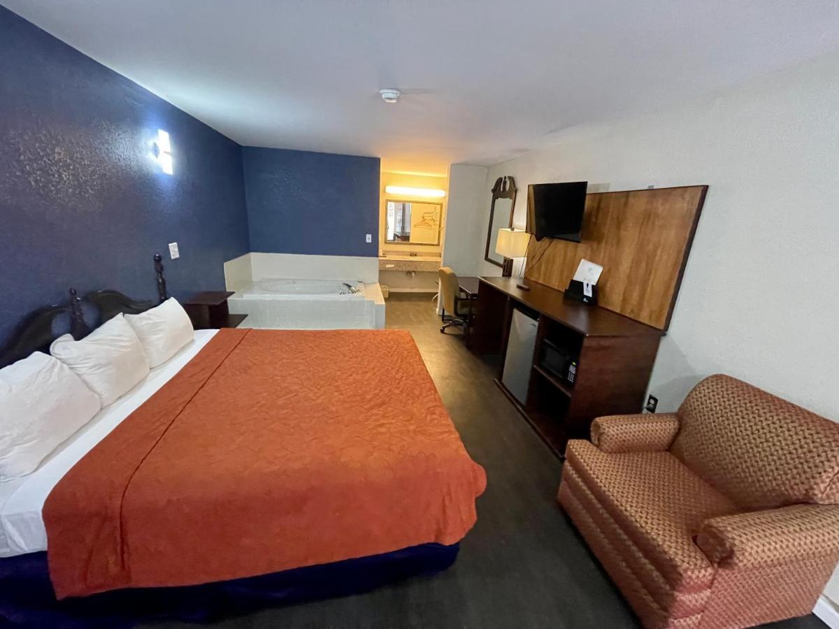 Key West Inn - Roanoke Esterno foto