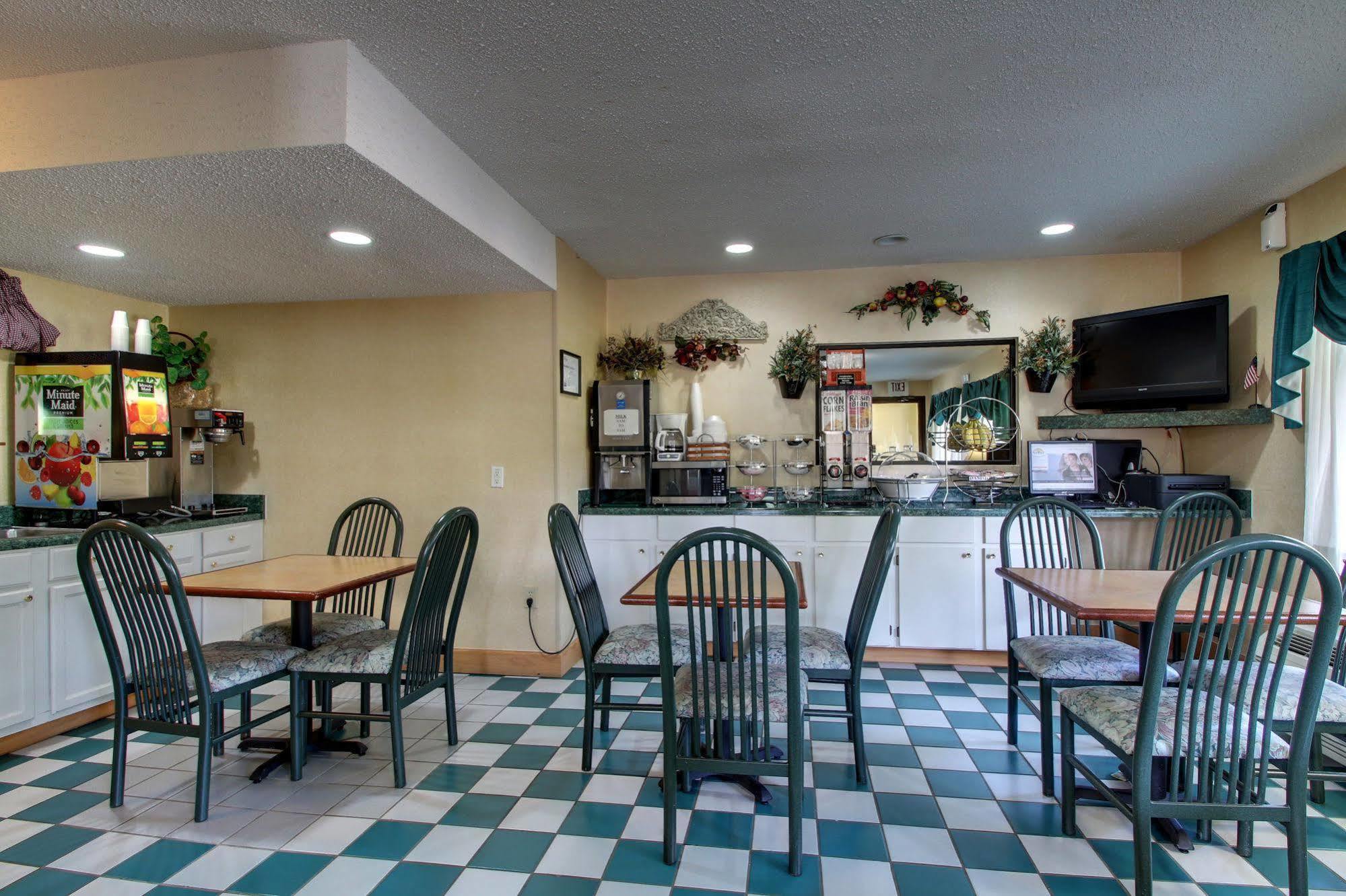Key West Inn - Roanoke Esterno foto